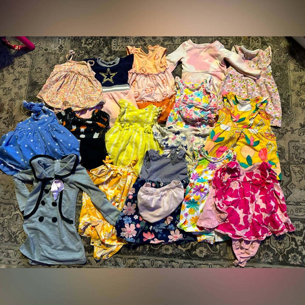 Baby girls dresses size 6-9month-24month